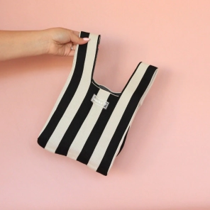 TOTEBAG RAYAS BLANCAS Y NEGRAS