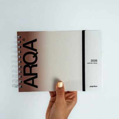 AGENDA 2026 - ARQA TALLE M 21X15 SAV - LATTE