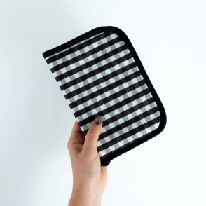 PORTADOCUMENTOS DE VIAJE CON CIERRE EL AMOR