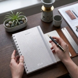 AGENDA 2027 - SHANTILOVE TALLE M 15X21 SAV COLOR - GLOW