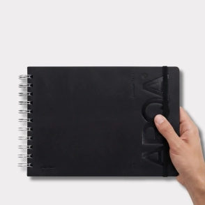 AGENDA 2027 - ARQA TALLE M 21X15 SAV - TOTAL BLACK